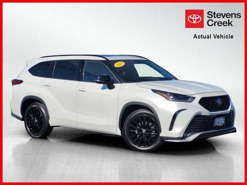 2023 Toyota Highlander XSE