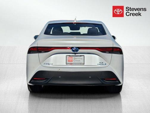 2022 Toyota Mirai XLE