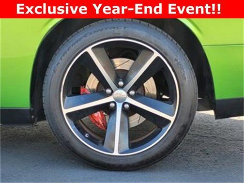 2011 Dodge Challenger SRT8