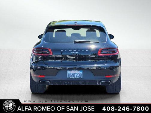 2017 Porsche Macan Base