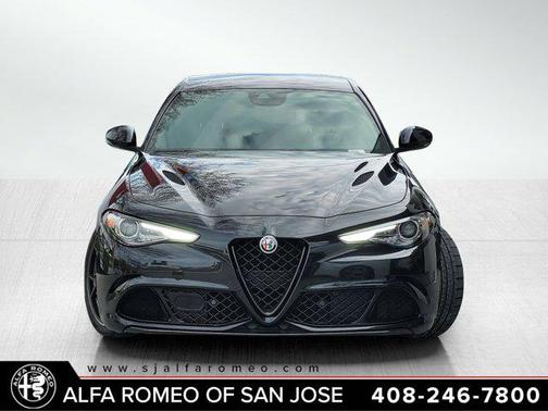 2022 Alfa Romeo Giulia Quadrifoglio
