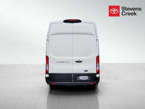 2022 Ford Transit-250 Base