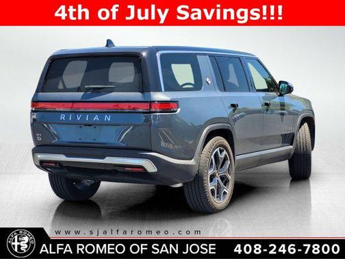 2025 Rivian R1S Adventure