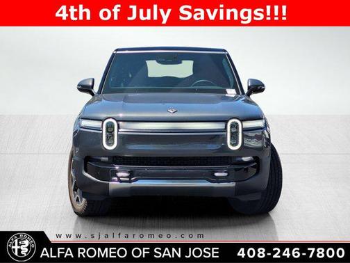 2025 Rivian R1S Adventure
