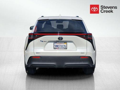 2024 Toyota bZ4X XLE