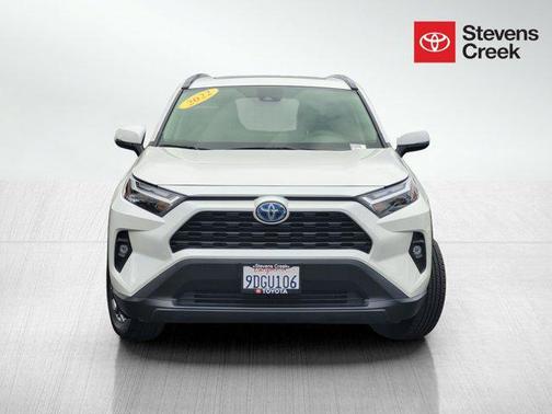 2022 Toyota RAV4 Hybrid XLE Premium