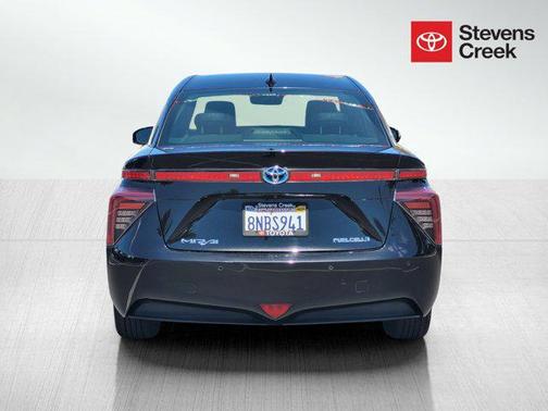 2019 Toyota Mirai Base