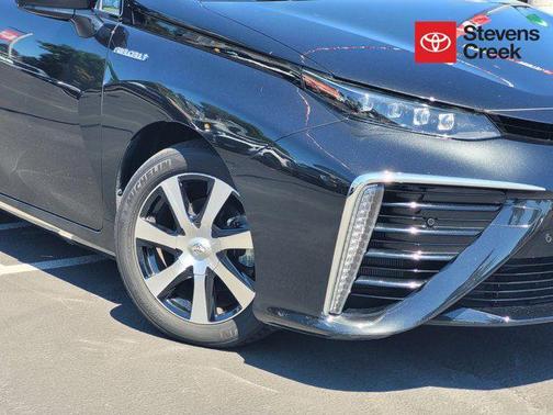 2019 Toyota Mirai Base