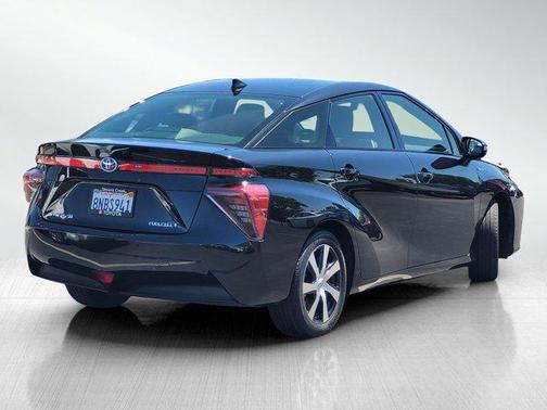 2019 Toyota Mirai Base