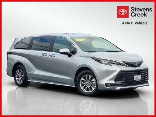 2025 Toyota Sienna XLE 7 Passenger