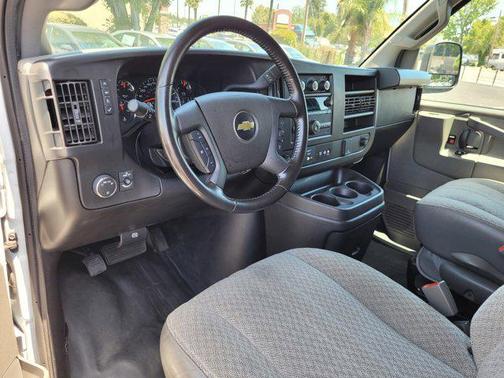 2022 Chevrolet Express 3500 RWD 3500 Regular Wheelbase WT