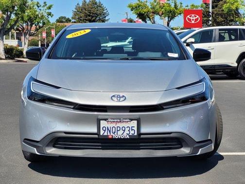 2024 Toyota Prius LE