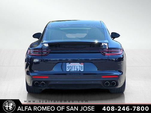 2018 Porsche Panamera 4S