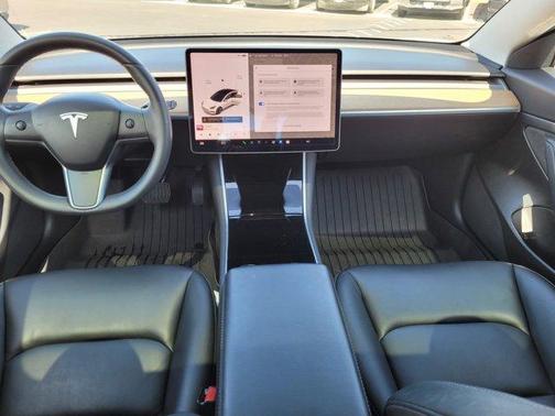 2020 Tesla Model 3 Standard Range Plus