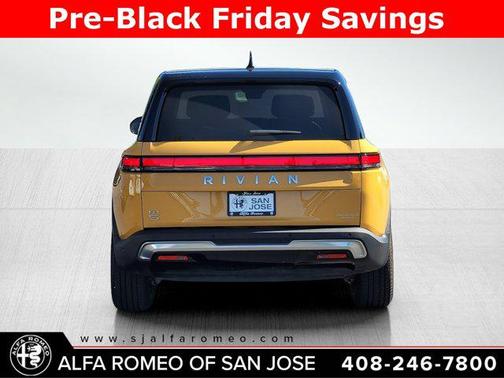 2023 Rivian R1S Adventure