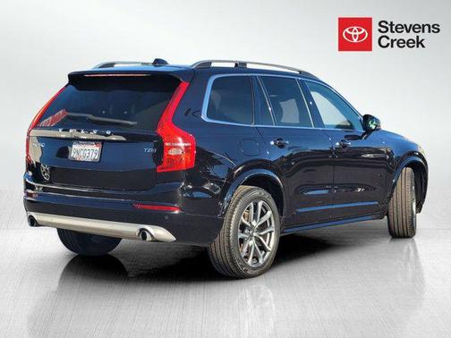 2019 Volvo XC90 T5 Momentum