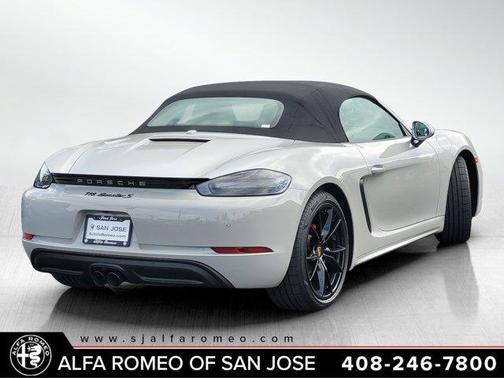 2023 Porsche 718 Boxster S
