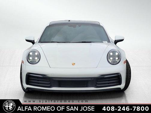 2020 Porsche 911 Carrera