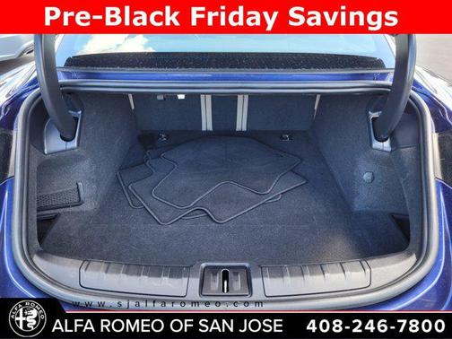 2022 Porsche Taycan Base