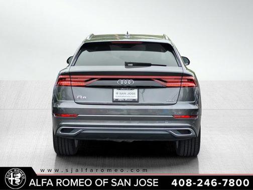 2022 Audi Q8 55 Premium
