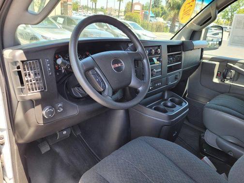2023 GMC Savana 2500 Work Van