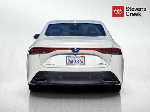 2022 Toyota Mirai XLE