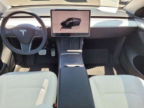 2024 Tesla Model Y Performance Dual Motor All-Wheel Drive