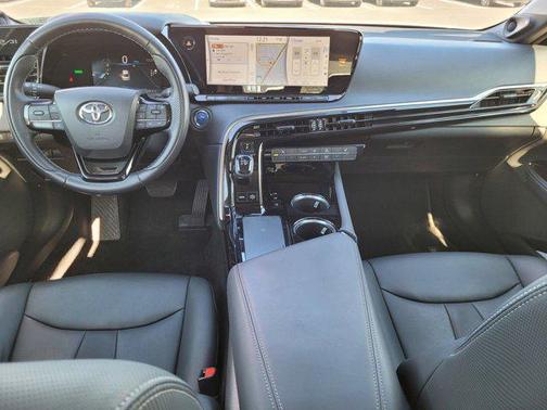 2021 Toyota Mirai Base