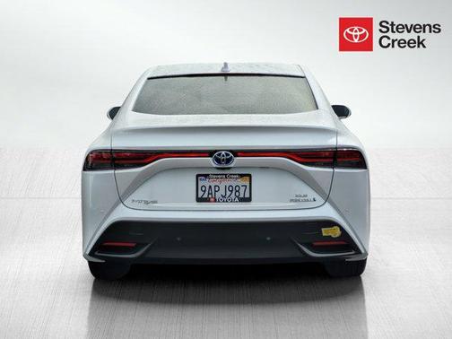 2022 Toyota Mirai Base