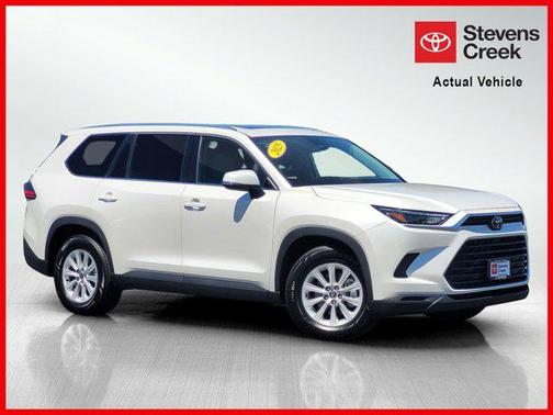2025 Toyota Grand Highlander XLE