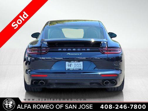 2018 Porsche Panamera E-Hybrid 4