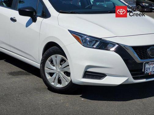 2021 Nissan Versa 1.6 S