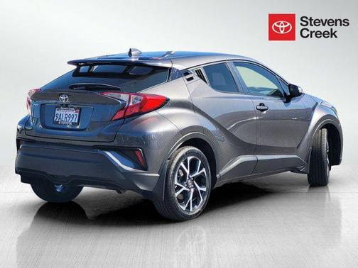2021 Toyota C-HR XLE