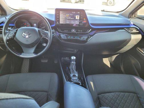 2021 Toyota C-HR XLE
