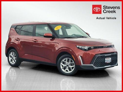 2023 Kia Soul LX