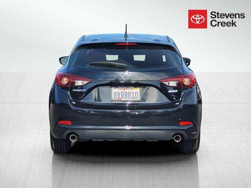 2018 Mazda Mazda3 Sport
