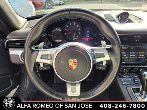 2013 Porsche 911 Carrera