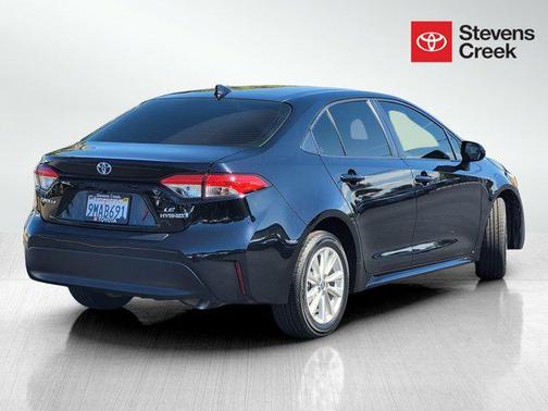 2024 Toyota Corolla Hybrid LE