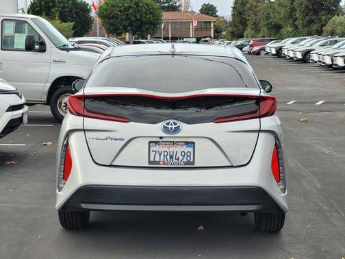 2017 Toyota Prius Prime Plus