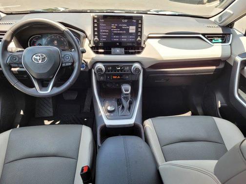 2022 Toyota RAV4 Hybrid Limited
