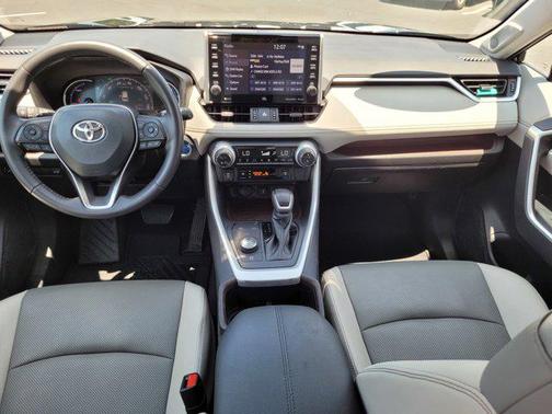2022 Toyota RAV4 Hybrid Limited