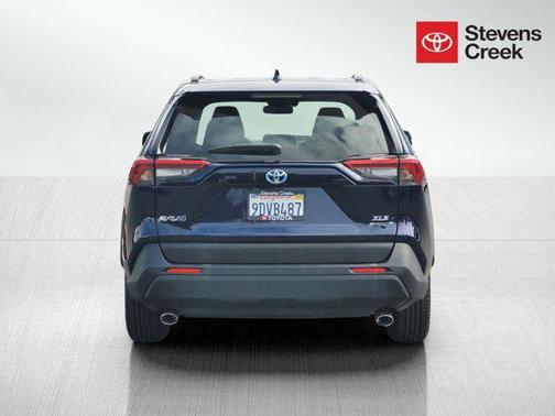 2023 Toyota RAV4 Hybrid XLE