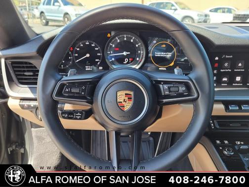 2022 Porsche 911 Carrera