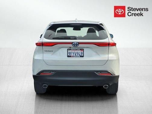 2023 Toyota Venza LE