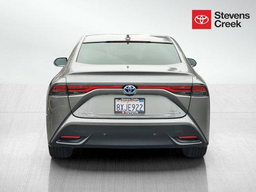 2021 Toyota Mirai Base