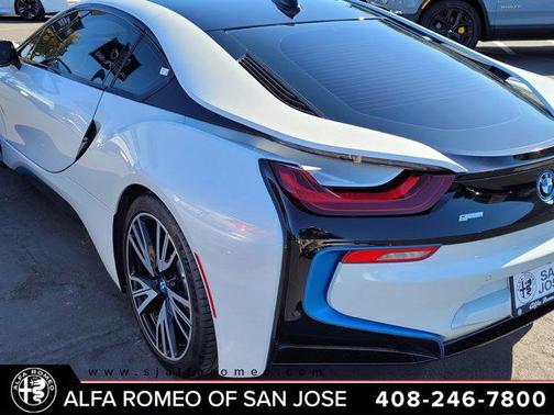 2016 BMW i8 Base