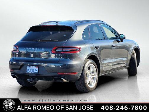 2017 Porsche Macan Base