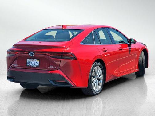 2021 Toyota Mirai Base
