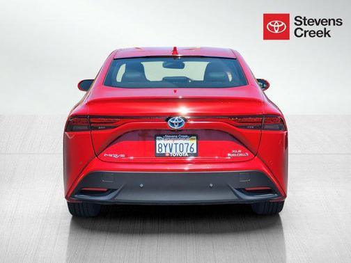 2021 Toyota Mirai Base