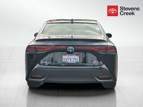2021 Toyota Mirai Base